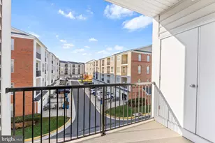 23483 Logans Ridge Terrace, Ashburn, VA 20148 - Photo 12