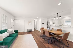 140 S 26th St, Purcellville, VA 20132 - Photo 8