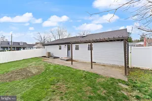 140 S 26th St, Purcellville, VA 20132 - Photo 30