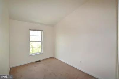 42761 Hollingsworth Terrace, Chantilly, VA 20152 - Photo 6