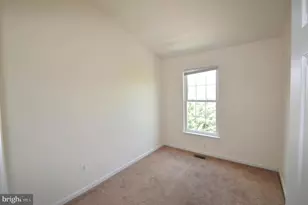 42761 Hollingsworth Terrace, Chantilly, VA 20152 - Photo 16