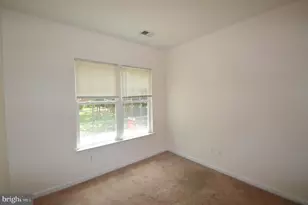 42761 Hollingsworth Terrace, Chantilly, VA 20152 - Photo 6