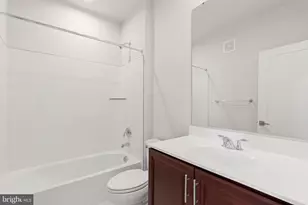 22395 Claude Moore Dr, Ashburn, VA 20148 - Photo 14