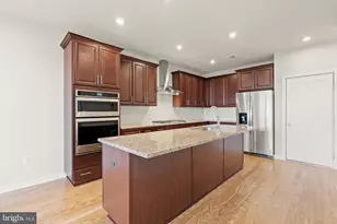 22395 Claude Moore Dr, Ashburn, VA 20148 - Photo 4