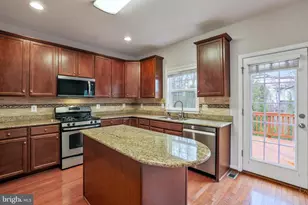 42473 Patrick Wayne Square, Broadlands, VA 20148 - Photo 4