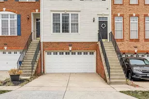 25830 Kirkwood Square, Chantilly, VA 20152 - Photo 1