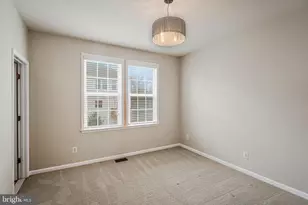 24667 Byrne Meadow Square, Aldie, VA 20105 - Photo 12