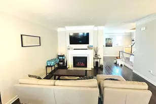 25576 Tolar Square, Chantilly, VA 20152 - Photo 4