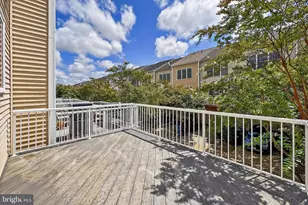42627 Homefront Terrace, Chantilly, VA 20152 - Photo 42