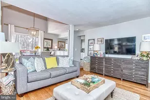 16 Glengyle Ln, Sterling, VA 20165 - Photo 12