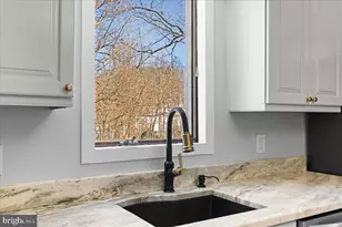 23320 Watson Rd, Leesburg, VA 20175 - Photo 8