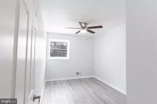 122 Mayfair Dr NE, Leesburg, VA 20176 - Photo 6