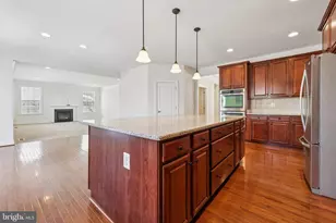 41640 Montacute Ln, Leesburg, VA 20176 - Photo 12