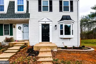 9 Dorrell Ct, Sterling, VA 20165 - Photo 1