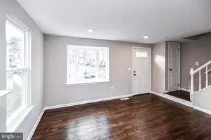 9 Dorrell Ct, Sterling, VA 20165 - Photo 6