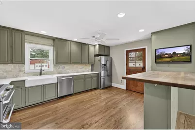 20173 Broad Run Drive, Sterling, VA 20165 - Photo 2