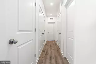 19705 Misty Moss Sq, Ashburn, VA 20147 - Photo 16