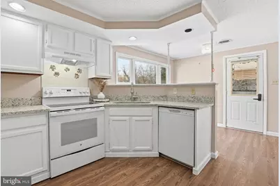 25 S Berlin Pike, Lovettsville, VA 20180 - Photo 18