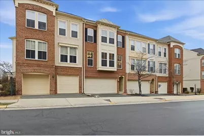 42466 Regal Wood Drive, Ashburn, VA 20148 - Photo 2