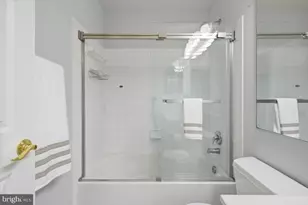 42466 Regal Wood Dr, Ashburn, VA 20148 - Photo 32