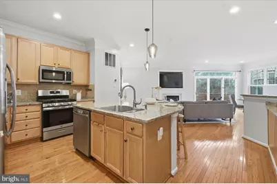 42466 Regal Wood Drive, Ashburn, VA 20148 - Photo 16