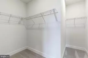 23669 Golden Embers Square, Ashburn, VA 20148 - Photo 32