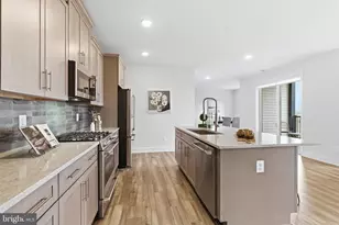 23669 Golden Embers Square, Ashburn, VA 20148 - Photo 10