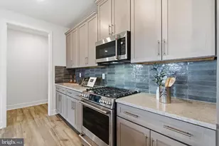 23669 Golden Embers Square, Ashburn, VA 20148 - Photo 12