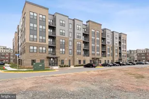 21731 Dovekie Ter, Ashburn, VA 20147 - Photo 1