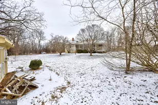 16819 Woodgrove Rd, Round Hill, VA 20141 - Photo 4