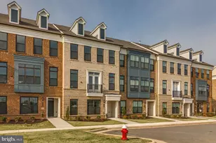 22589 Amendola Terrace, Ashburn, VA 20148 - Photo 2