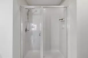 42143 Piebald Square, Aldie, VA 20105 - Photo 18