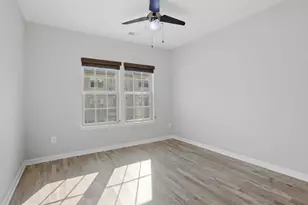 42143 Piebald Square, Aldie, VA 20105 - Photo 14