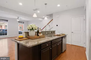 42143 Piebald Square, Aldie, VA 20105 - Photo 10