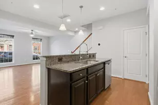 42143 Piebald Square, Aldie, VA 20105 - Photo 12