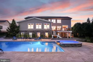 23055 Welbourne Walk Ct, Ashburn, VA 20148 - Photo 8