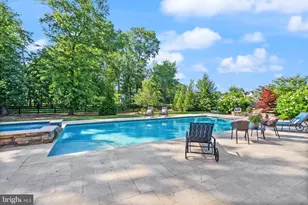 23055 Welbourne Walk Ct, Ashburn, VA 20148 - Photo 2