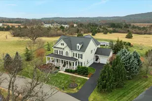 19829 Somercote Ln, Leesburg, VA 20175 - Photo 2