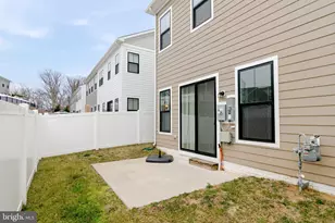 43899 Siren Song Ter, Leesburg, VA 20176 - Photo 32