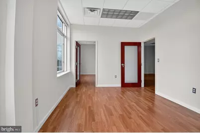 46090 Lake Center Plaza #203, Sterling, VA 20165 - Photo 12