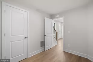 43305 Farringdon Sq, Broadlands, VA 20148 - Photo 32