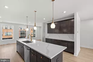 42151 Stone Press Ter, Ashburn, VA 20148 - Photo 10