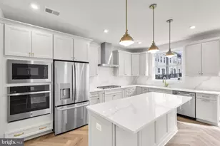 42123 Picasso Sq, Ashburn, VA 20148 - Photo 10