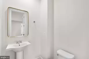 42123 Picasso Sq, Ashburn, VA 20148 - Photo 18