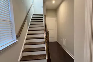 120 Tolocka Terrace NE, Leesburg, VA 20176 - Photo 6