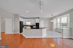 828 Linfield Terrace NE, Leesburg, VA 20176 - Photo 8