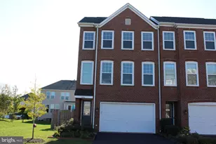 24846 Durham Fld Ter, Chantilly, VA 20152 - Photo 1