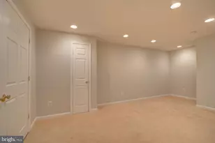17372 Hilltop Dr, Purcellville, VA 20132 - Photo 32