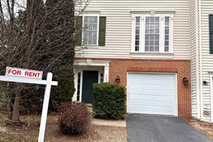 43006 Eustis St, Chantilly, VA 20152 - Photo 2