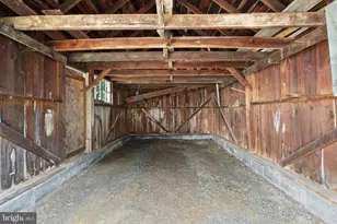 15 N Locust St, Round Hill, VA 20141 - Photo 58